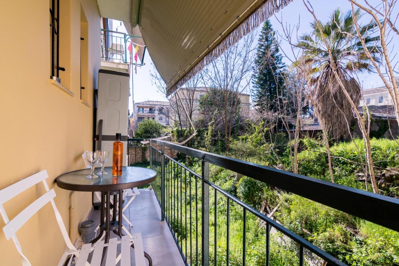 Chris Corfu Town Center Apartment Esterno foto